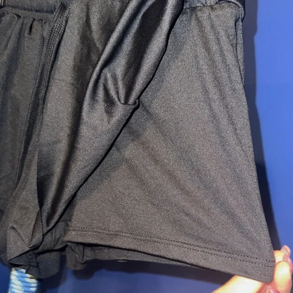 Faded Rose- NWT Black Flowy Shorts Size Medium - Picture 15 of 17